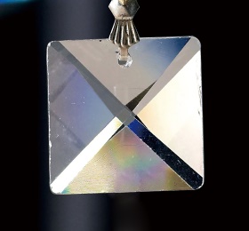 C70045  Crystal Square Without Ring 24mm 1 Hole